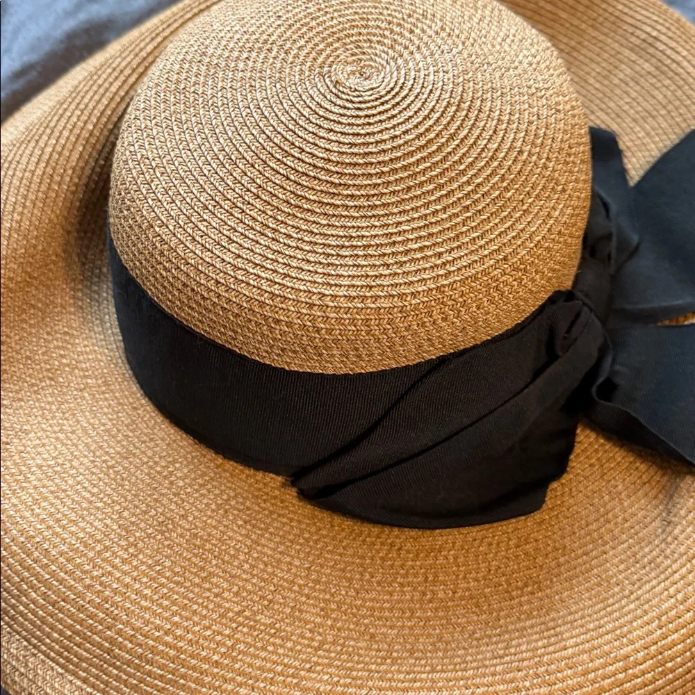 Elegant Tan and Black Wide Brim Hat - Picture 6 of 6